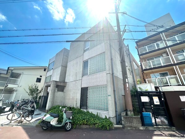 SUN HOUSE FUKUSHIMAの物件外観写真